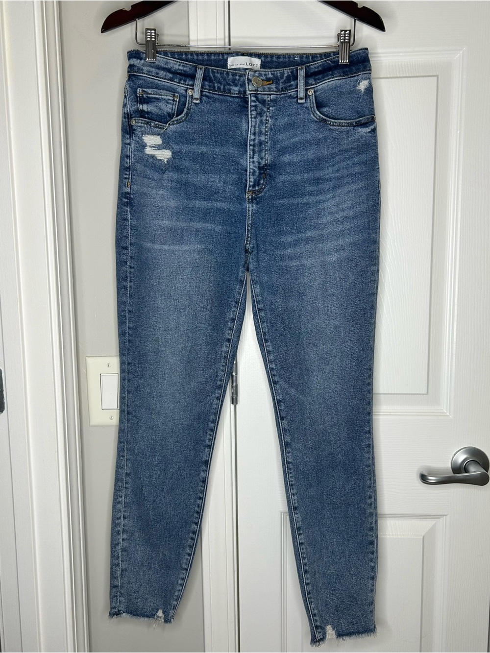 LOFT High Rise Skinny Jeans 29/8 Distressed Raw Hem Blue